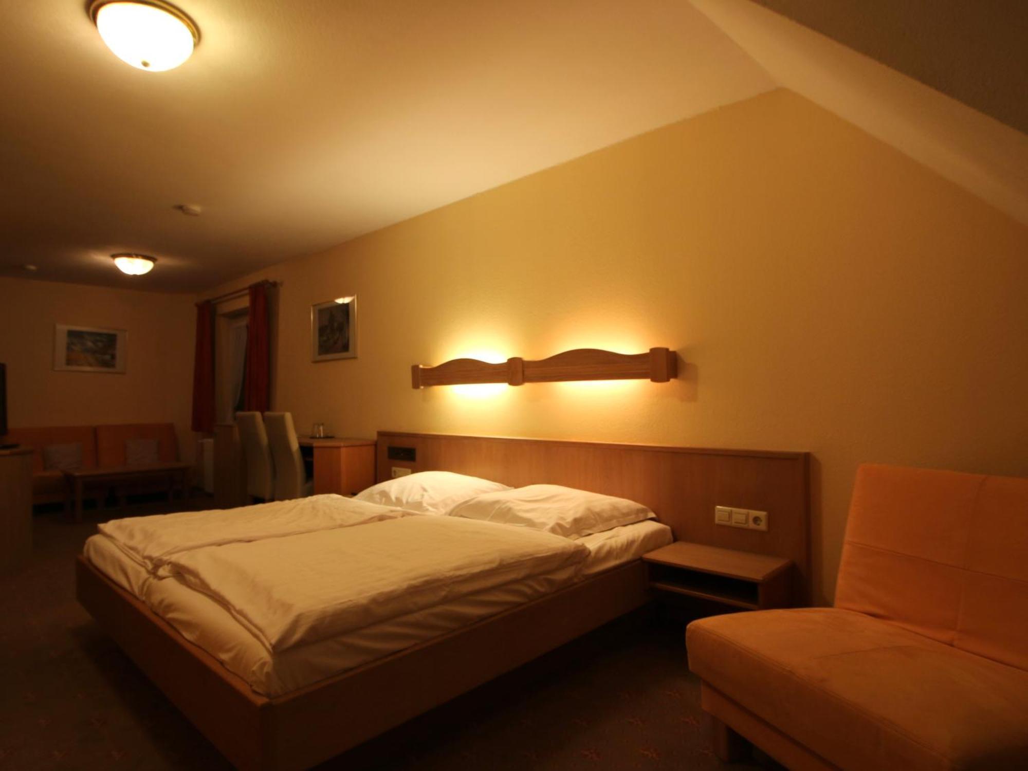 Hotel Gasthof Baeren Weingarten  Kültér fotó